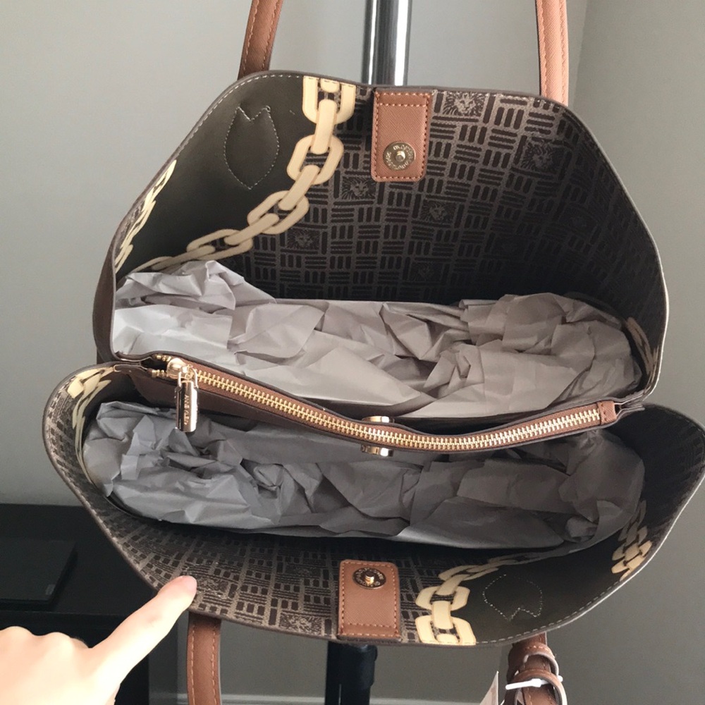 Anne Klein Brown Tote with Chain Pattern Pouch - Picture 2 of 4